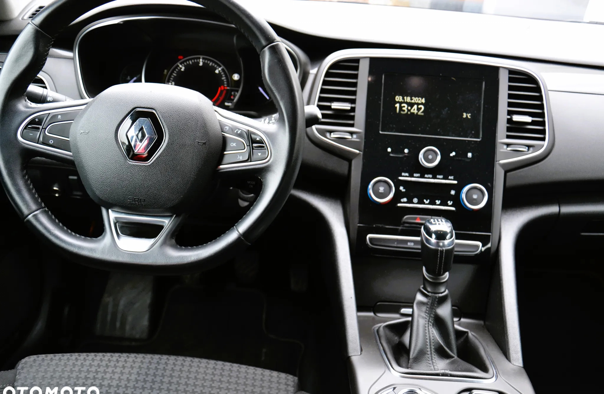 Renault Talisman cena 49800 przebieg: 197800, rok produkcji 2019 z Maszewo małe 352